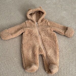 GAP Tan Fleece Baby Footie
